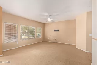 Photo #6: 6428232 Listing 