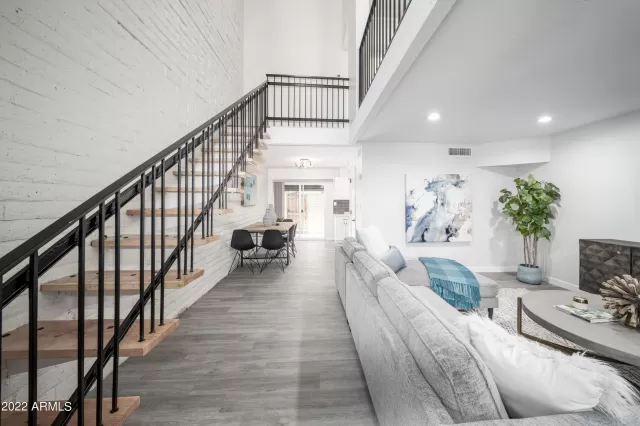 MLS: 6428330 Condo For Sale