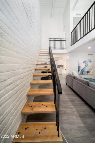 Photo #1: 6428330 Listing