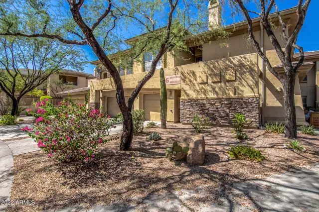 MLS: 6428583 Condo For Sale