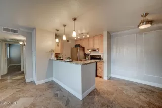 Photo #6: 6428686 Listing