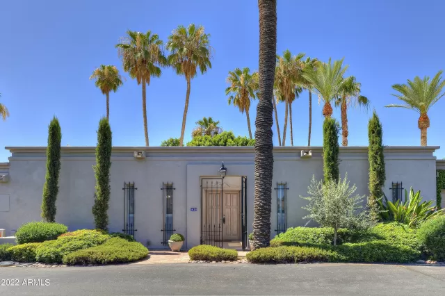 MLS: 6429211 Condo For Sale