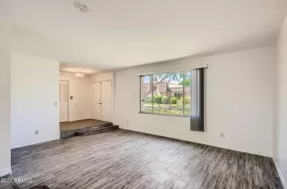 Photo #4: 6429432 Listing