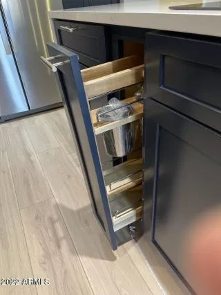 Photo #3: 6429778 Listing