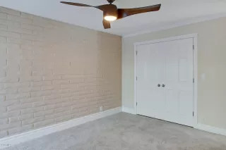 Photo #5: 6430167 Listing