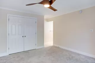 Photo #6: 6430167 Listing