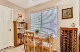Photo #5: 6430360 Listing