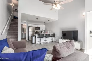 Photo #4: 6430379 Listing