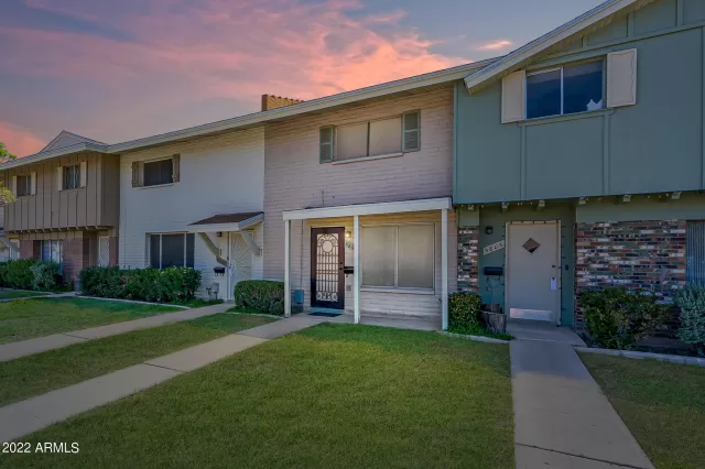 MLS: 6430388 Condo For Sale