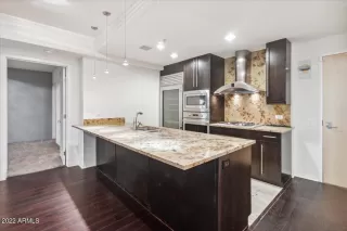 Photo #4: 6430394 Listing 