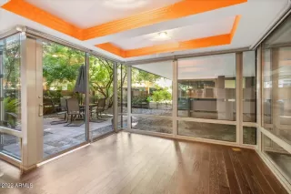 Photo #6: 6430394 Listing 