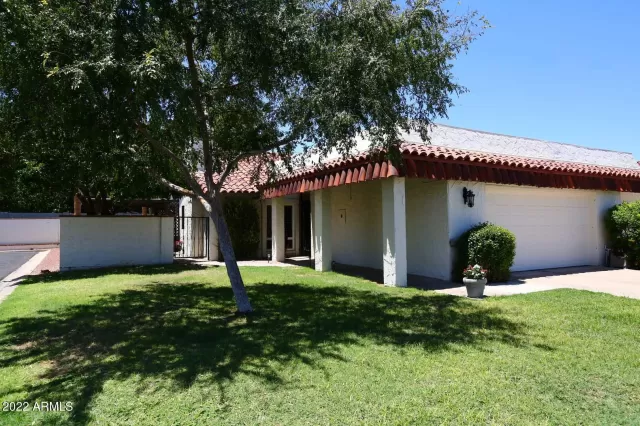 MLS: 6430432 Condo For Sale