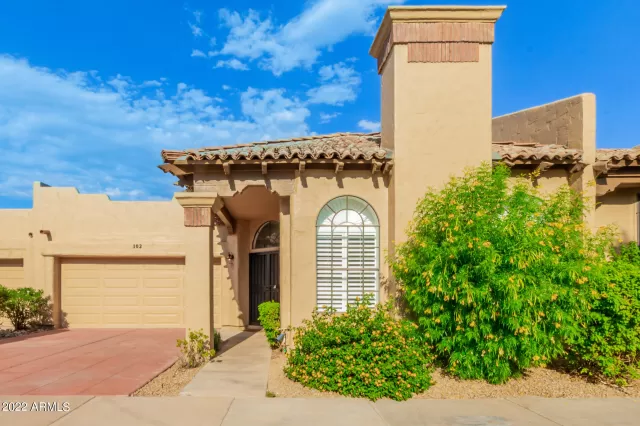 MLS: 6431185 Condo For Sale