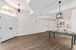 Photo #3: 6431185 Listing 