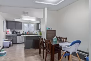 Photo #5: 6431284 Listing