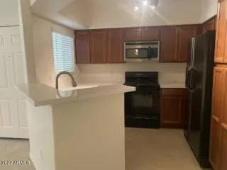 Photo #4: 6431336 Listing