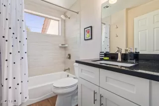 Photo #6: 6431353 Listing
