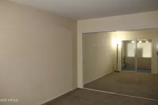 Photo #6: 6431815 Listing 