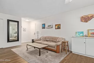 Photo #5: 6432173 Listing 