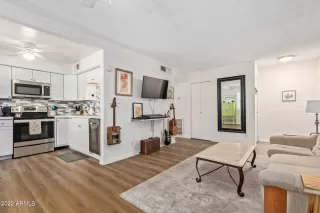 Photo #6: 6432173 Listing 