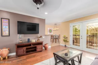 Photo #2: 6432214 Listing