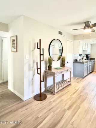 Photo #2: 6432247 Listing