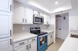 Photo #3: 6432341 Listing