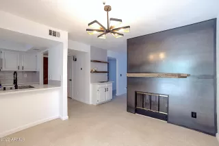 Photo #6: 6432341 Listing