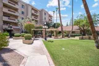 Photo #2: 6432355 Listing 