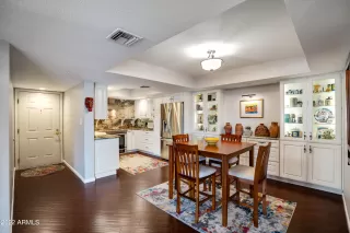 Photo #5: 6432355 Listing 