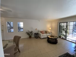 Photo #3: 6432899 Listing
