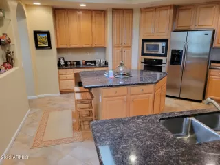 Photo #4: 6432986 Listing