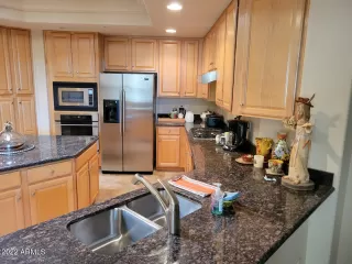 Photo #5: 6432986 Listing