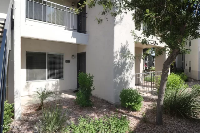 MLS: 6433023 Condo For Sale