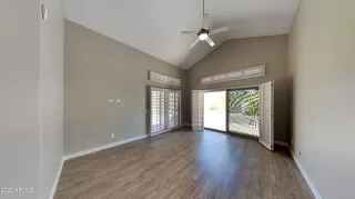 Photo #5: 6433145 Listing 
