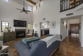 Photo #4: 6433878 Listing