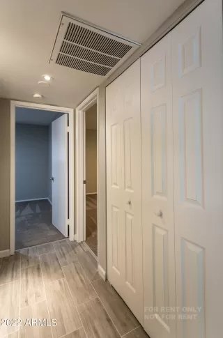 Photo #4: 6433949 Listing