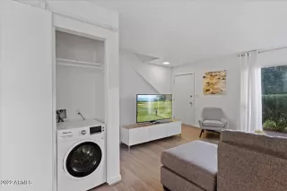 Photo #5: 6434037 Listing