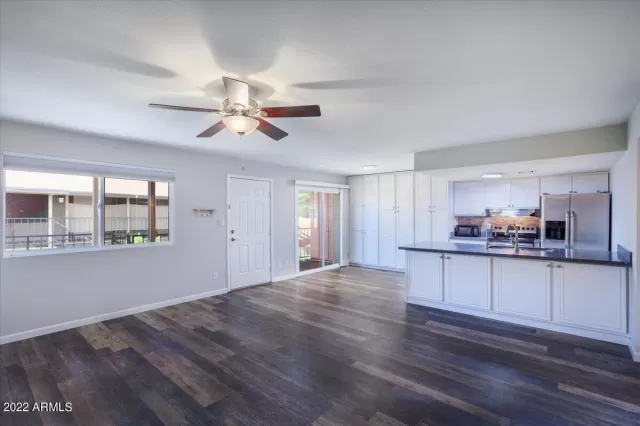 MLS: 6434450 Condo For Sale