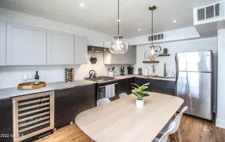 Photo #1: 6434764 Listing 