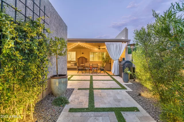 MLS: 6435059 Condo For Sale