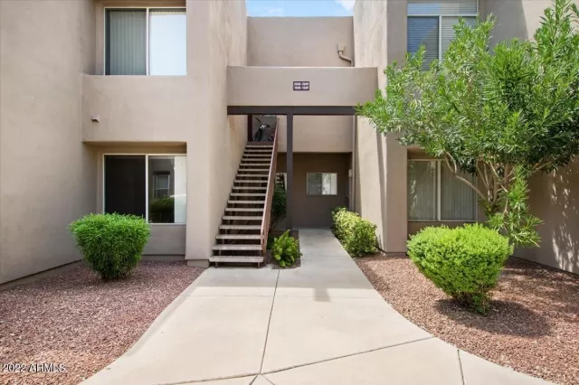 MLS: 6435062 Condo For Sale