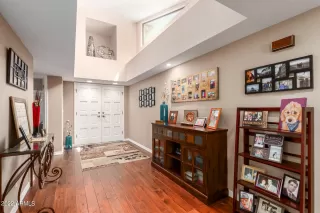 Photo #1: 6435204 Listing