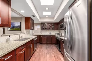 Photo #4: 6435204 Listing