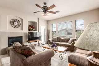 Photo #6: 6436035 Listing 