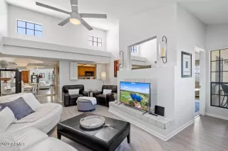 Photo #2: 6436227 Listing