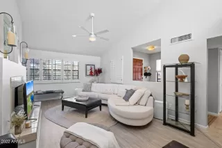 Photo #3: 6436227 Listing