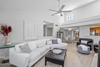 Photo #4: 6436227 Listing