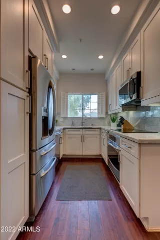 Photo #2: 6436611 Listing 