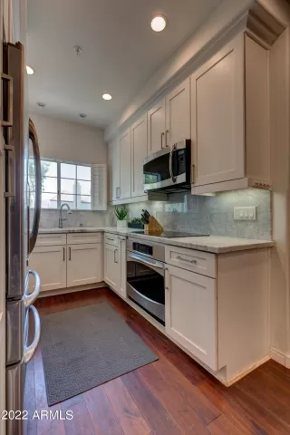Photo #4: 6436611 Listing 